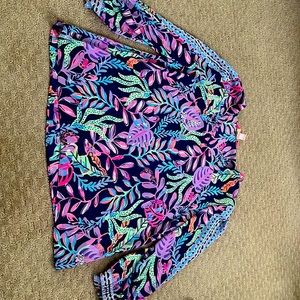 Euc lilly Pulitzer Pamala Top size m Oyster Bay Navy You’ve Been Spotted